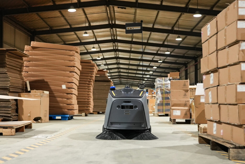 Beetle in Action - Warehouse
